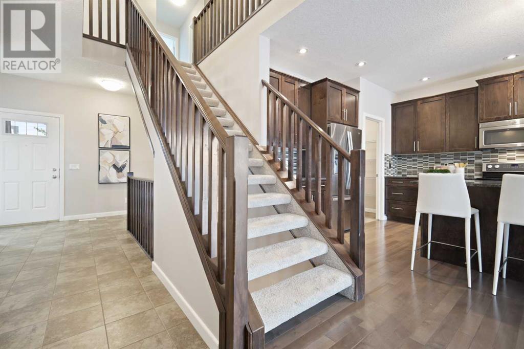 95 Panton Road Nw, Calgary, Alberta  T3K 0X8 - Photo 5 - A2215692