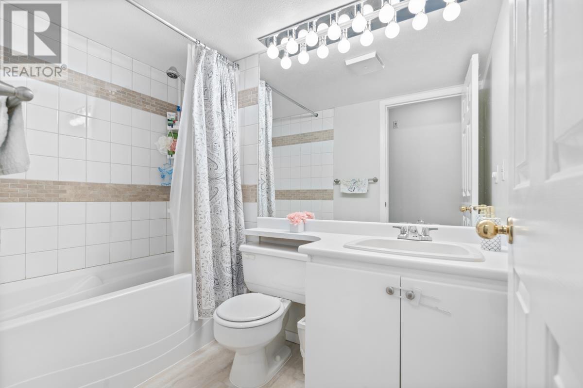 303 106 W Kings Road, North Vancouver, British Columbia  V7N 2L8 - Photo 15 - R2991921