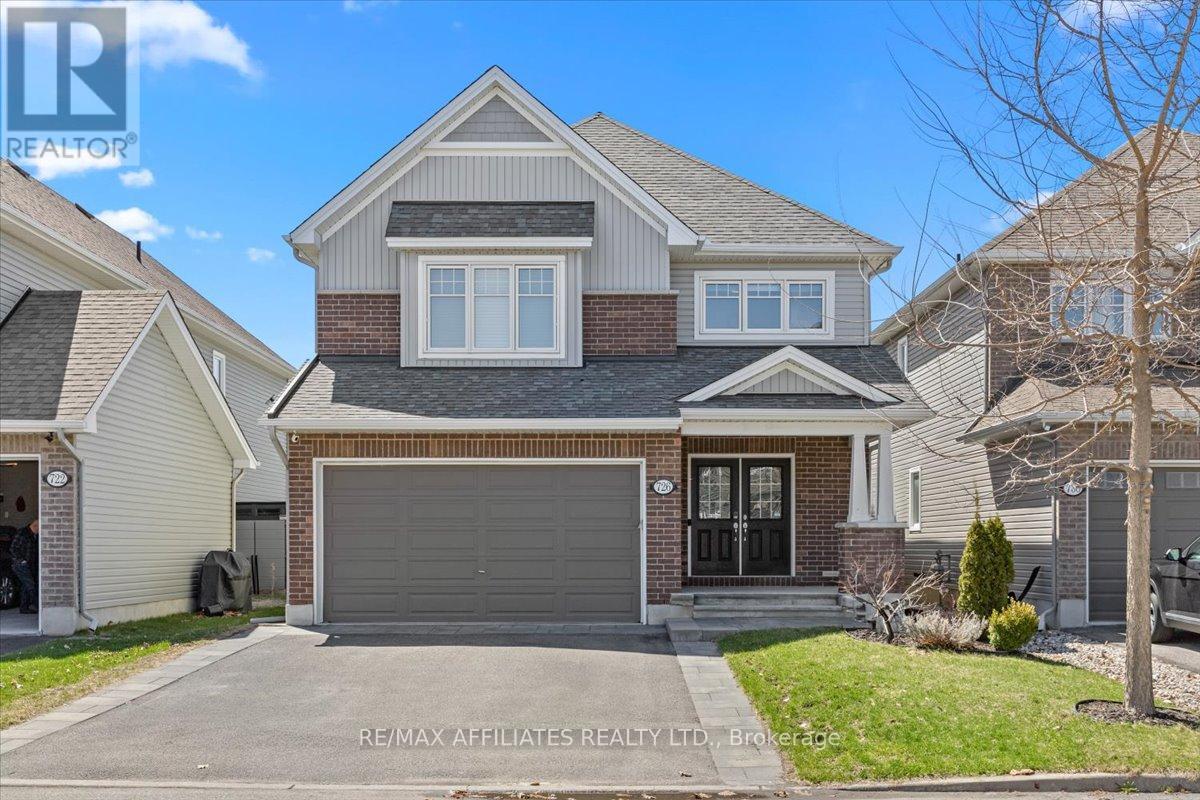 Property at 726 BUNCHBERRY WAY image 1