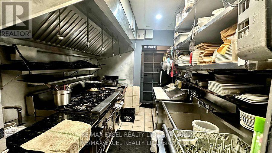 Property at 1012 QUEEN STREET E image 1