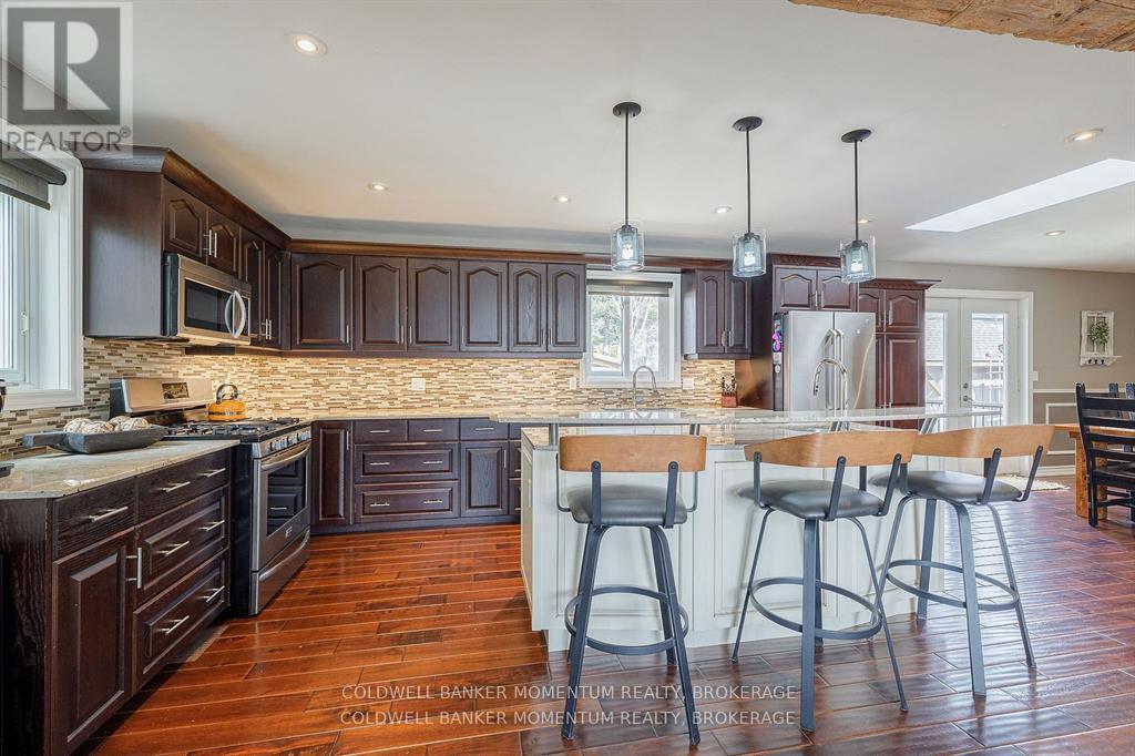 719 Welland Road, Pelham, Ontario  L0S 1C0 - Photo 11 - X12093208