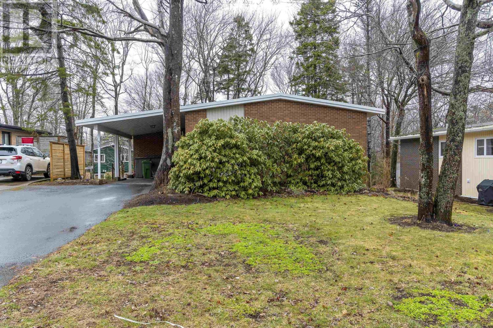 Property at 33 Southill Drive image 3