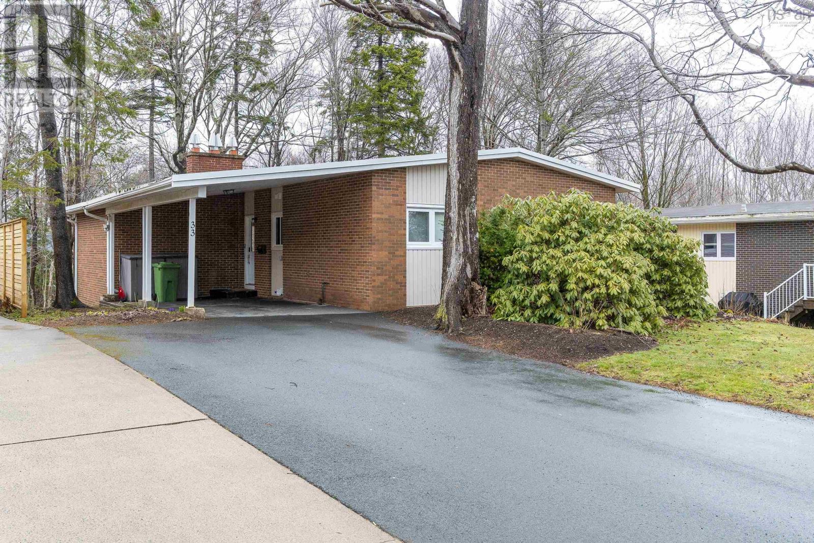 Property at 33 Southill Drive image 2