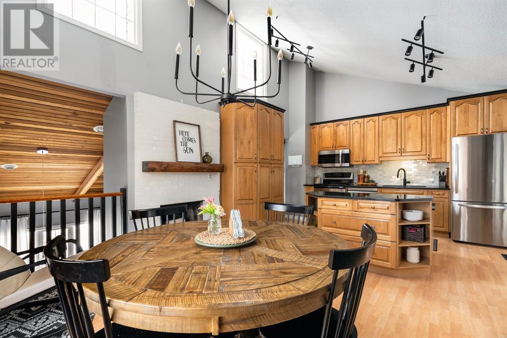 Property at 105 Whiteoak Garden image 3