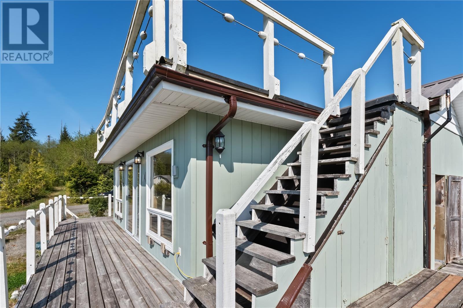 1090 Seventh Ave, Ucluelet, British Columbia  V0R 3A0 - Photo 10 - 996714