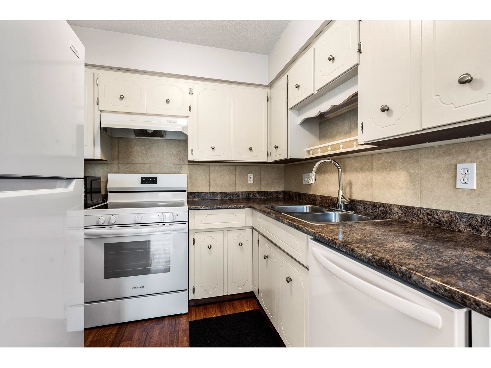 207 2853 W Bourquin Crescent, Abbotsford, British Columbia  V2S 6H6 - Photo 11 - R2994330
