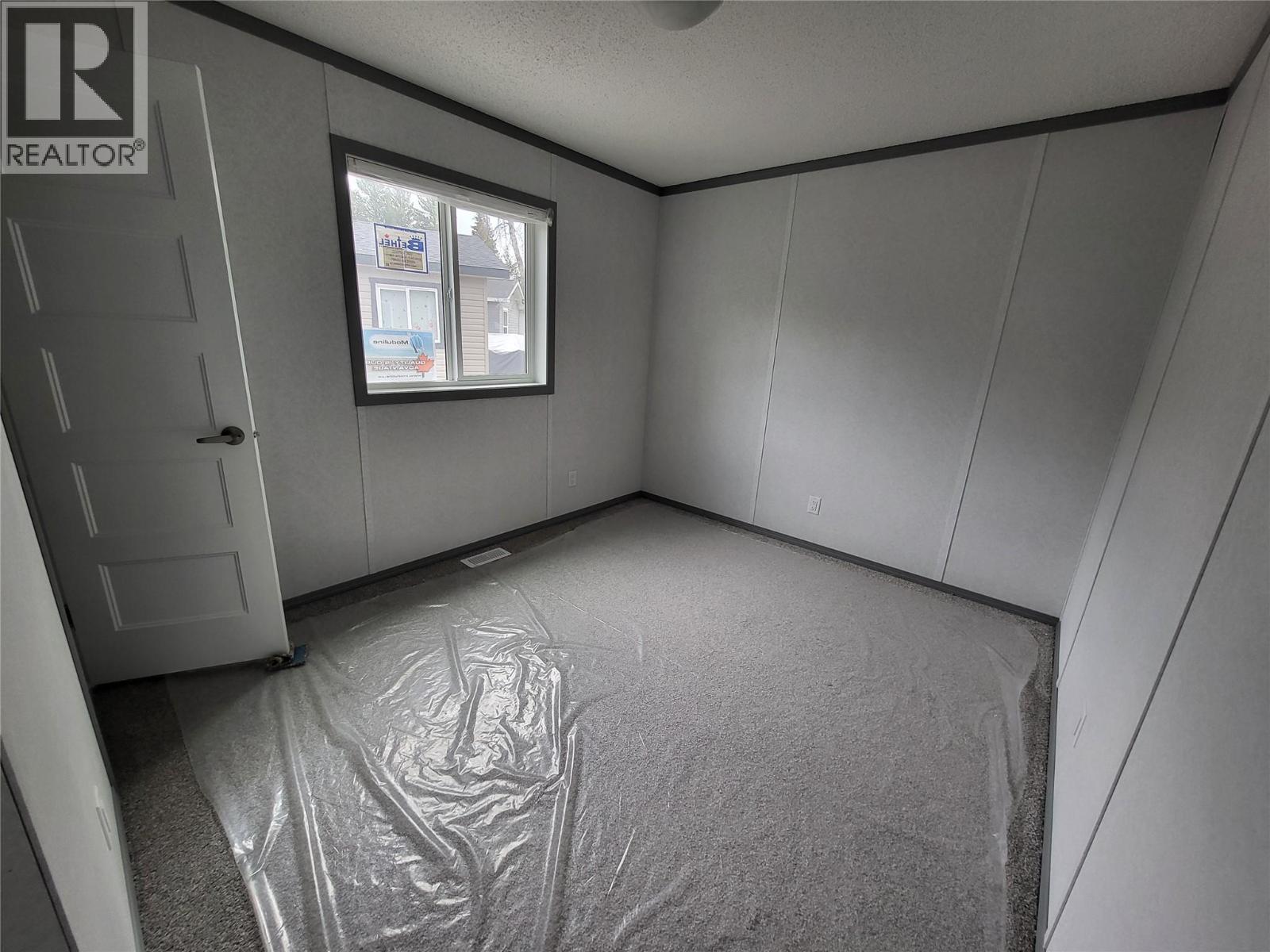 16 Wilderness Heights Drive, Elkford, British Columbia  V0B 1H0 - Photo 13 - 10345090