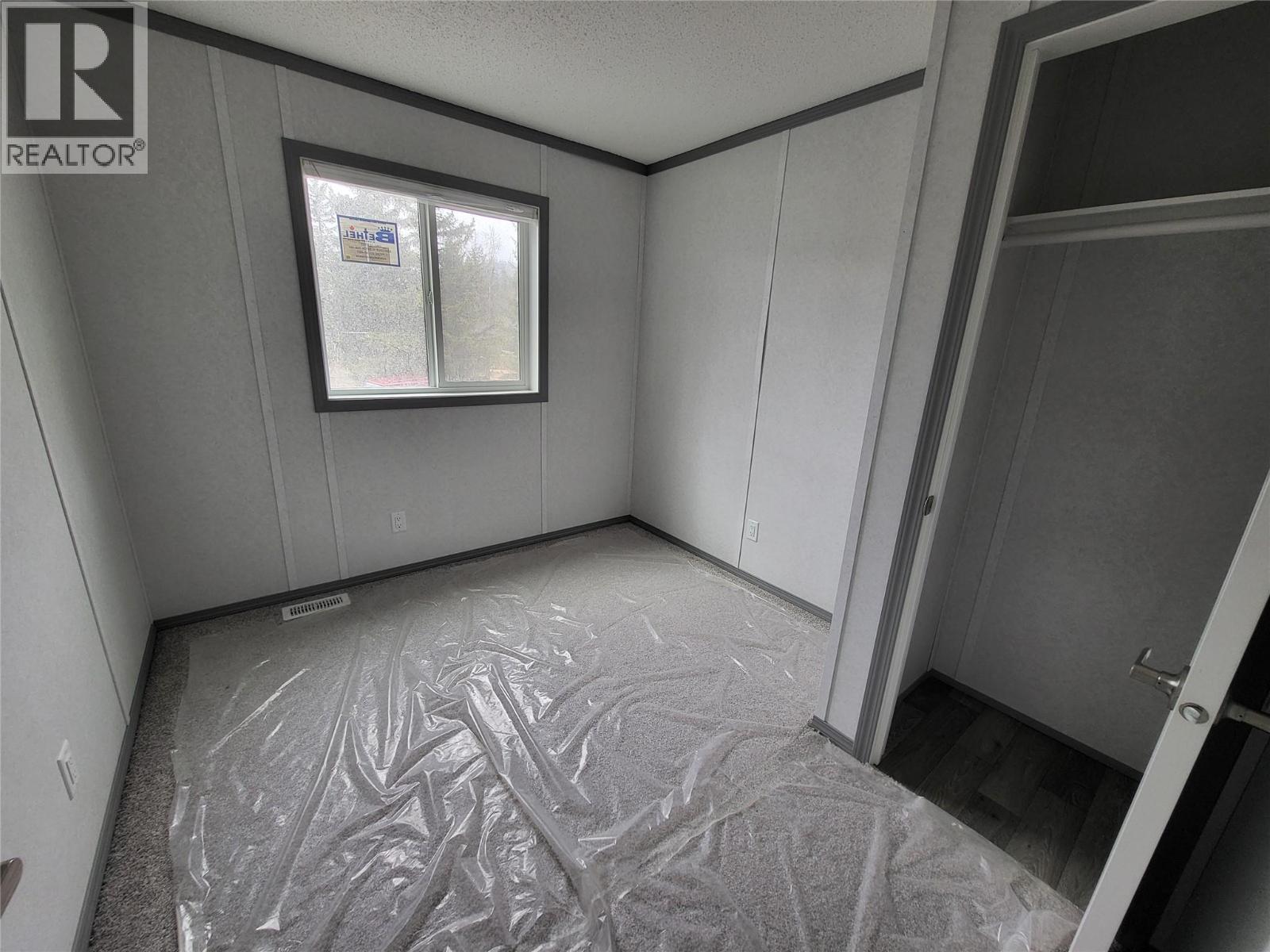 16 Wilderness Heights Drive, Elkford, British Columbia  V0B 1H0 - Photo 14 - 10345090