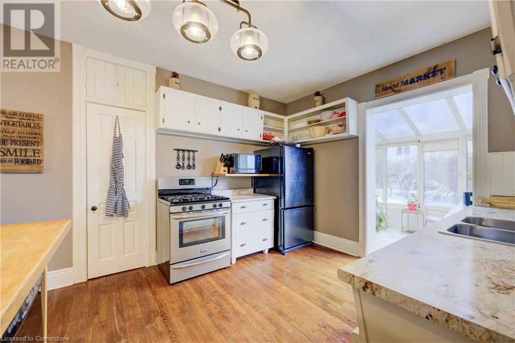 164 Queen Street E, Cambridge, Ontario  N3C 2B2 - Photo 9 - 40701972