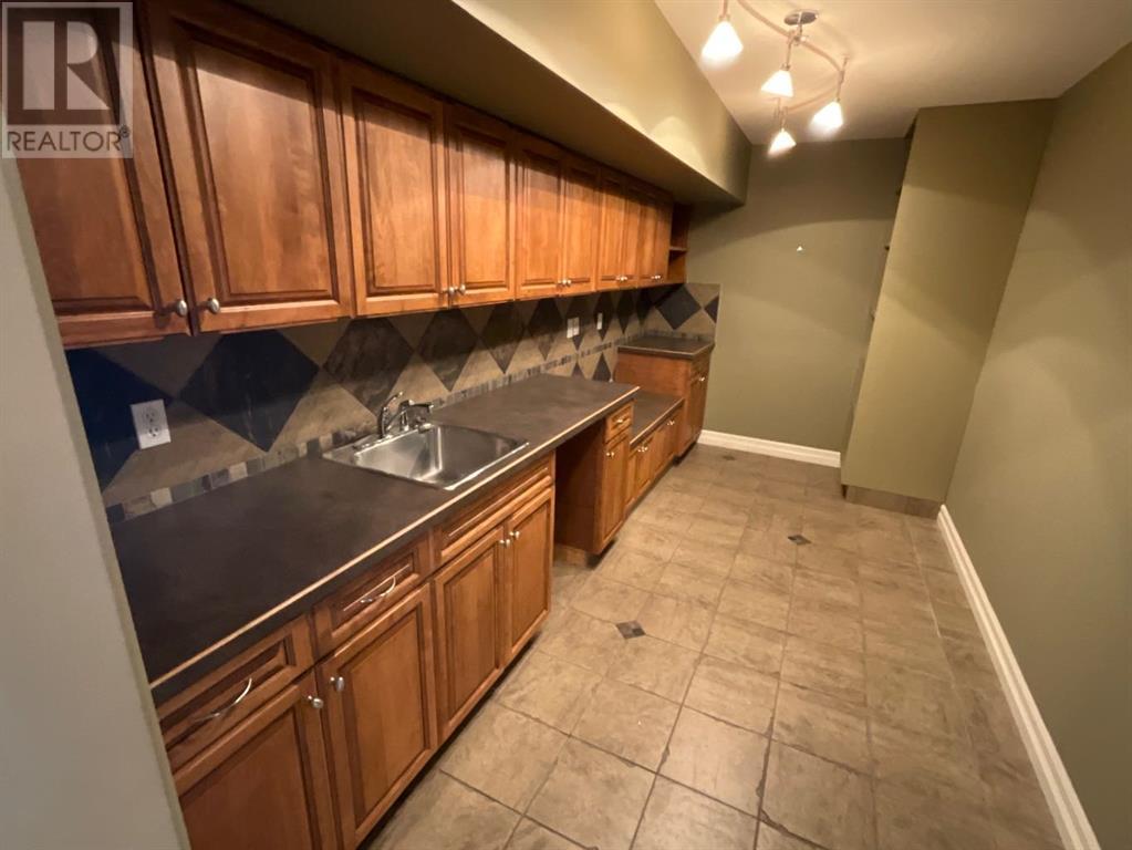 2, 7429 49 Avenue, Red Deer, Alberta  T4P 1M5 - Photo 7 - A2188320
