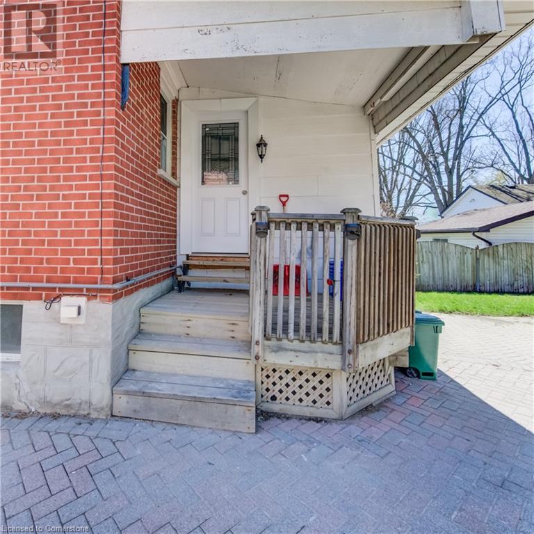 301 Highland Road E, Kitchener, Ontario N2M 3W6 - Photo 4 - 40705937