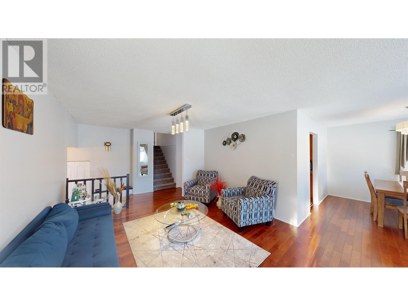 Property at 157 THOMPSON ROAD image 2