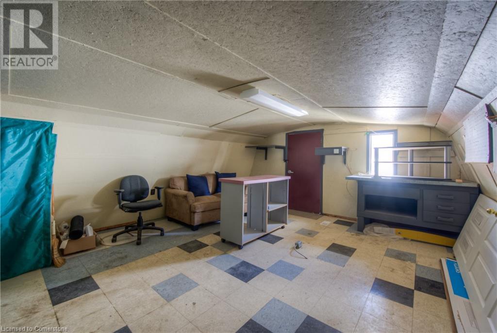 301 Highland Road E, Kitchener, Ontario N2M 3W6 - Photo 37 - 40705937
