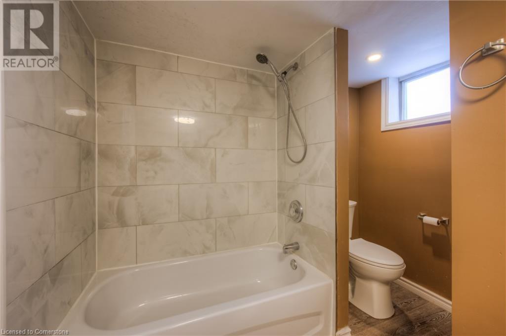 301 Highland Road E, Kitchener, Ontario N2M 3W6 - Photo 32 - 40705937