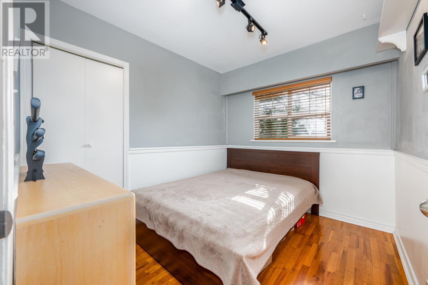 9263 10th Avenue, Burnaby, British Columbia  V3N 2T3 - Photo 12 - R2995401