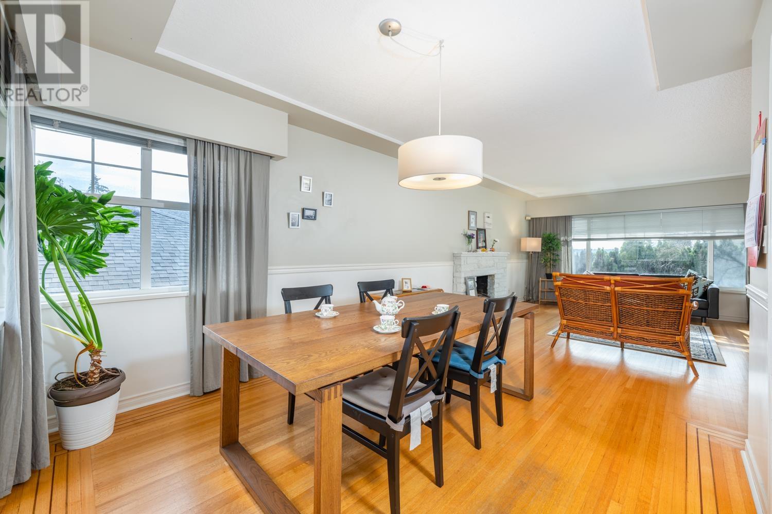 9263 10th Avenue, Burnaby, British Columbia  V3N 2T3 - Photo 7 - R2995401