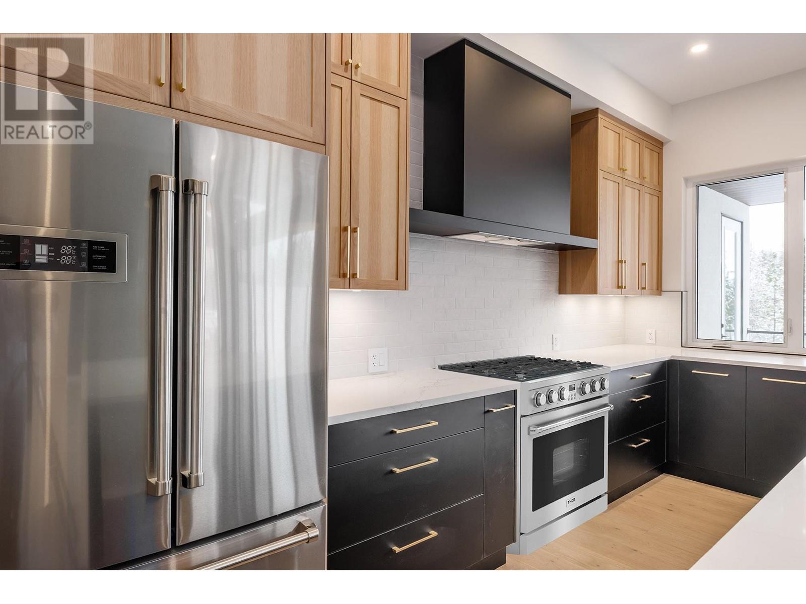 10274 Beacon Hill Drive, Lake Country, British Columbia  V4V 0A9 - Photo 8 - 10334819
