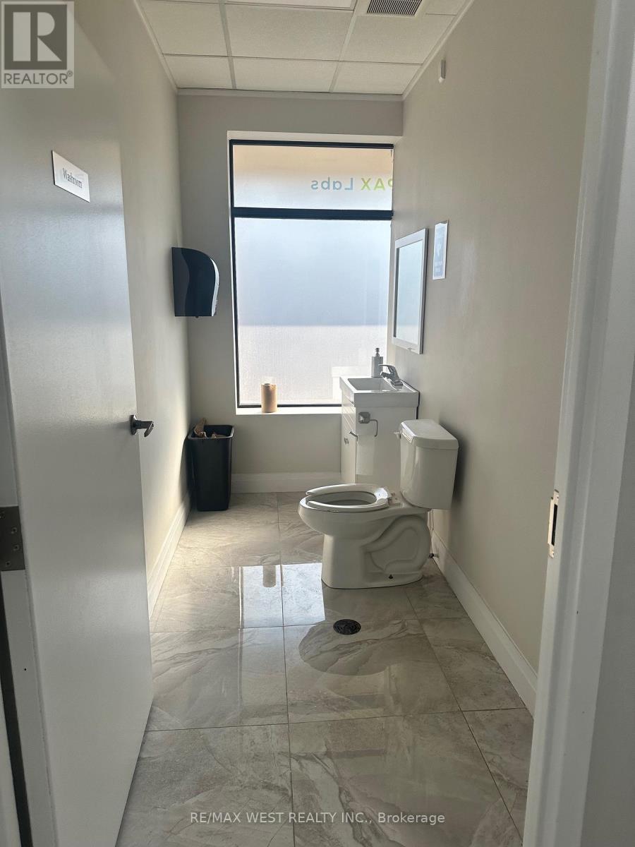 3 - 30 Pennsylvannia Avenue, Vaughan, Ontario  L6A 2V3 - Photo 8 - N11906913