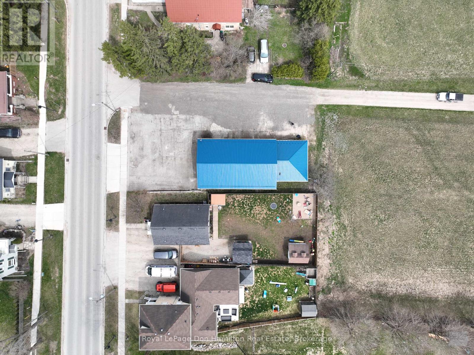 20 Mcgivern Street, Mapleton, Ontario  N0G 2K0 - Photo 21 - X12110236