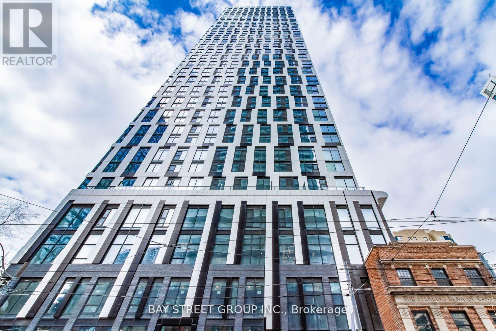 1711 - 252 Church Street, Toronto, Ontario  M5B 1Z2 - Photo 1 - C12110248
