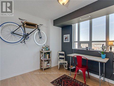1502 - 125 Western Battery Road, Toronto, Ontario  M6K 3R8 - Photo 8 - C12110343