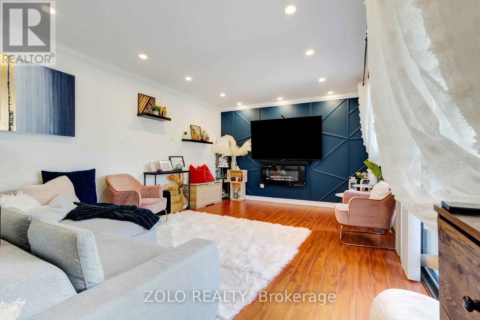 5 - 97 Burrows Hall Boulevard, Toronto, Ontario  M1B 1M7 - Photo 1 - E12110312