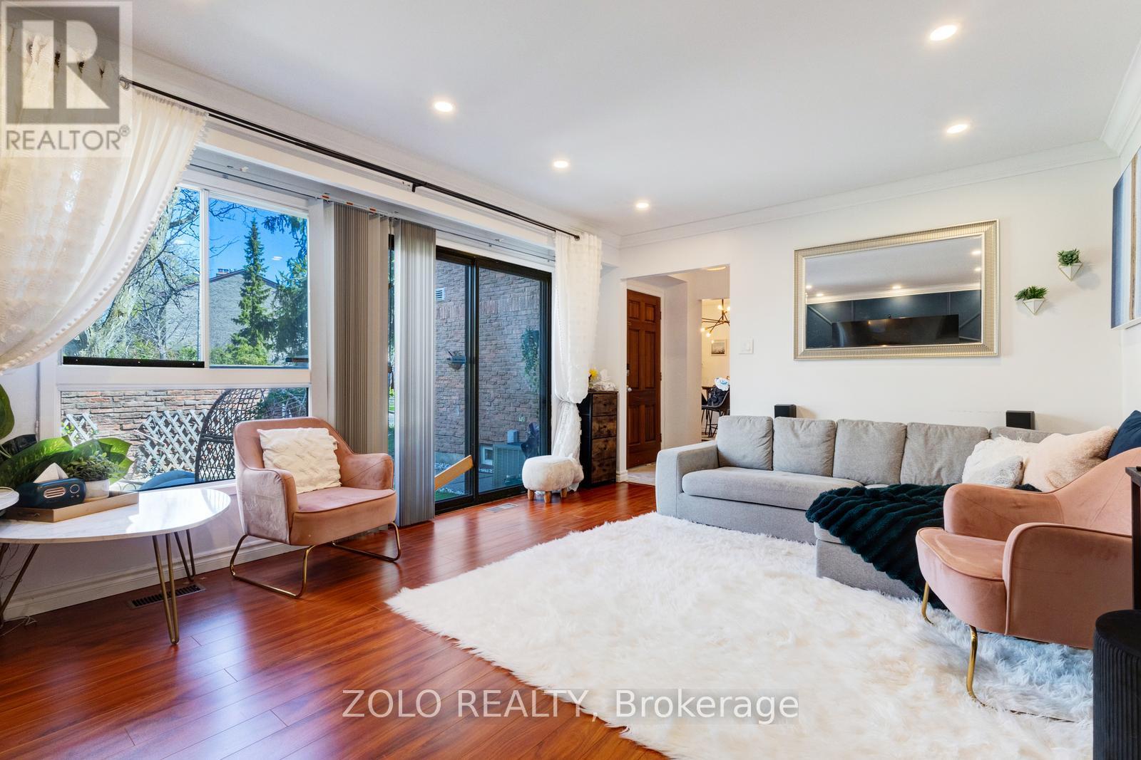 5 - 97 Burrows Hall Boulevard, Toronto, Ontario  M1B 1M7 - Photo 8 - E12110312