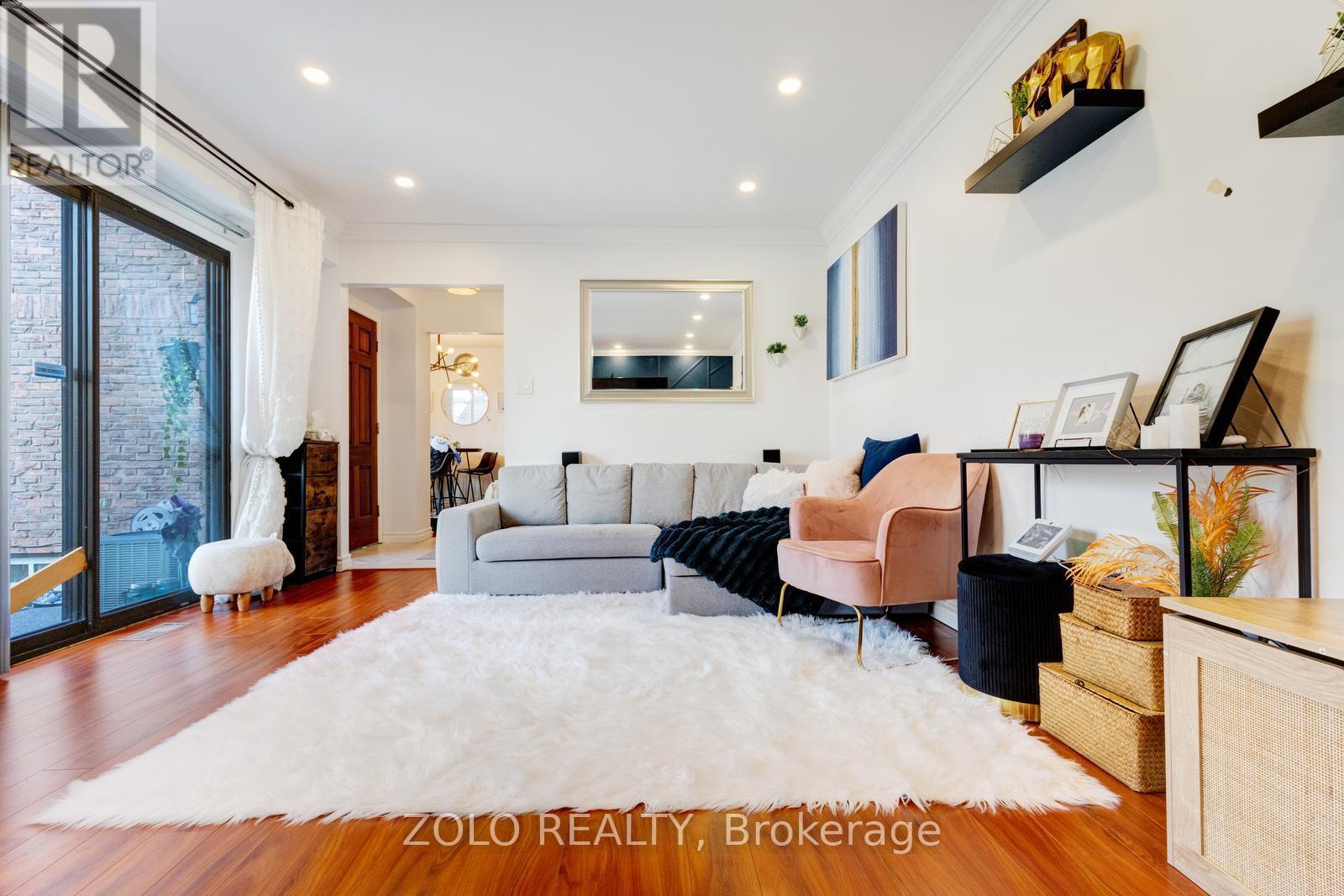 5 - 97 Burrows Hall Boulevard, Toronto, Ontario  M1B 1M7 - Photo 9 - E12110312