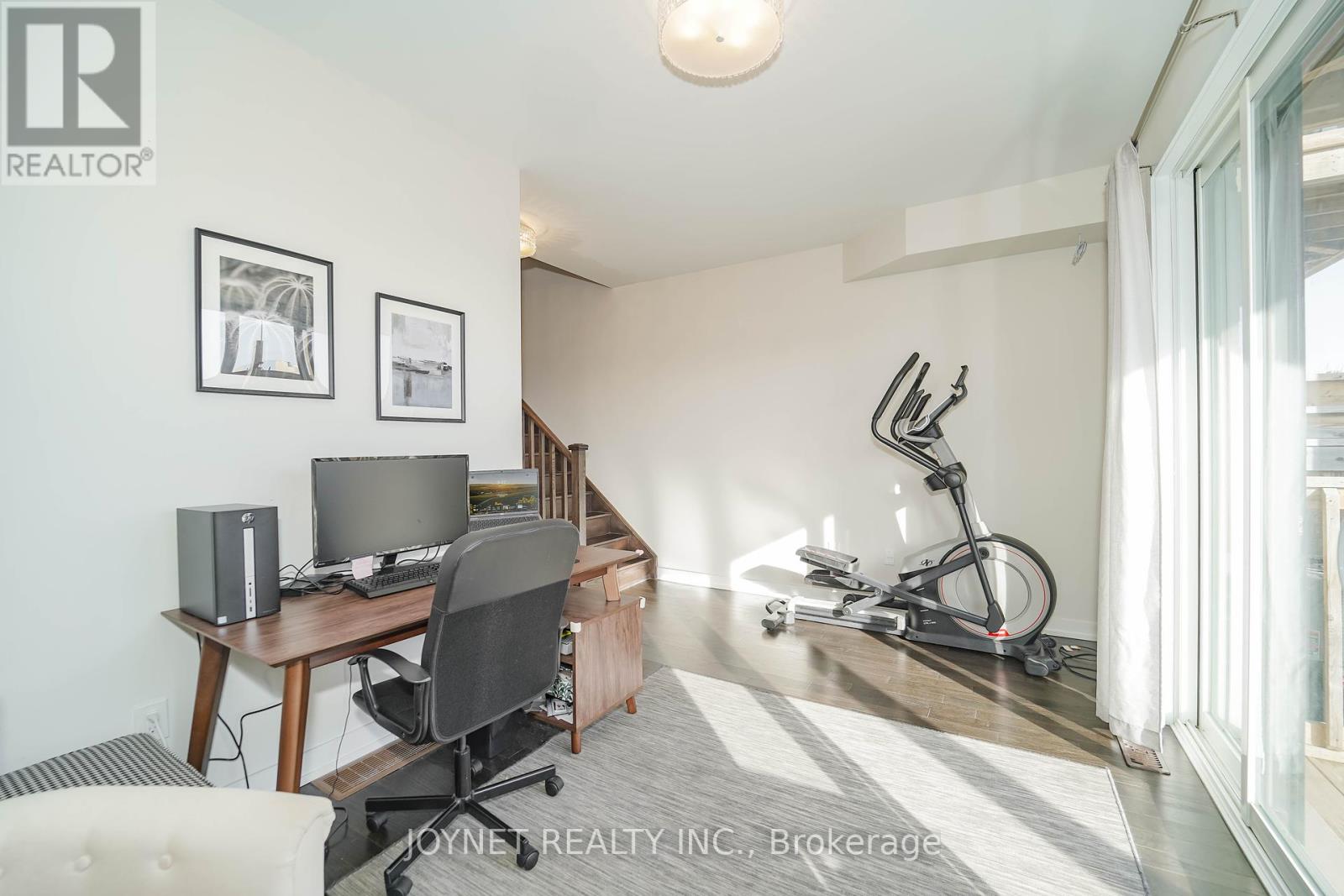 Property at 7 GLENNGARRY CRESCENT image 5