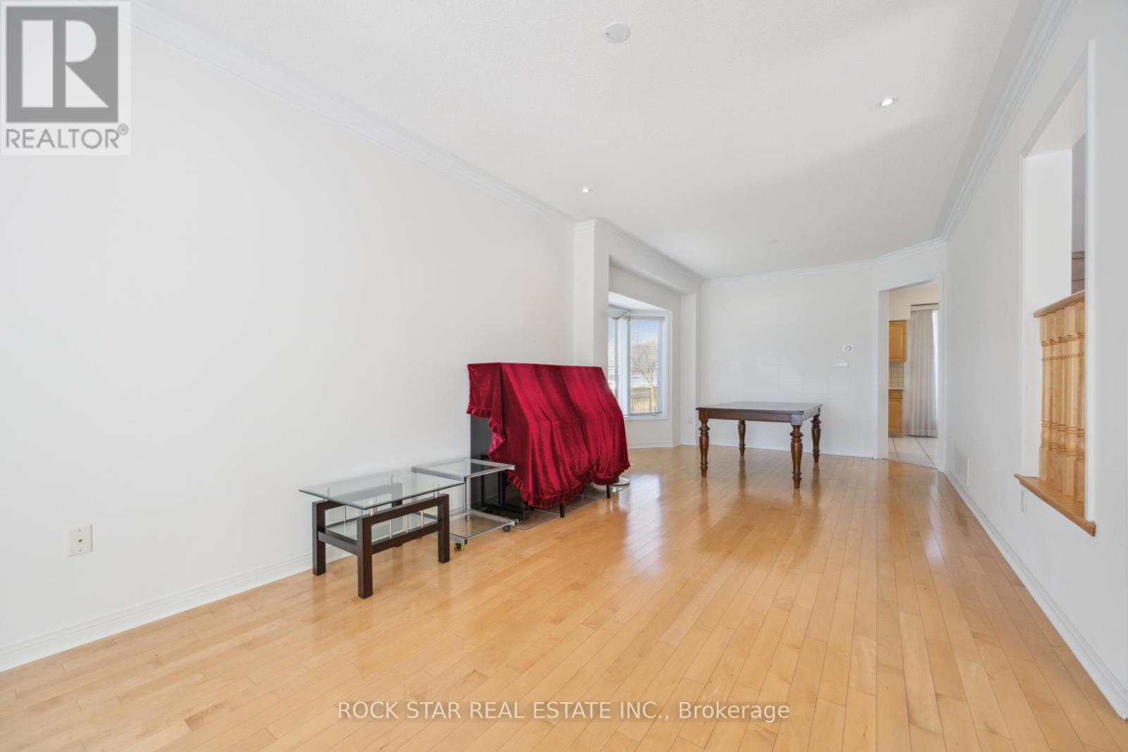 18 Burndenford Crescent, Markham, Ontario  L3P 7Z3 - Photo 11 - N12110302