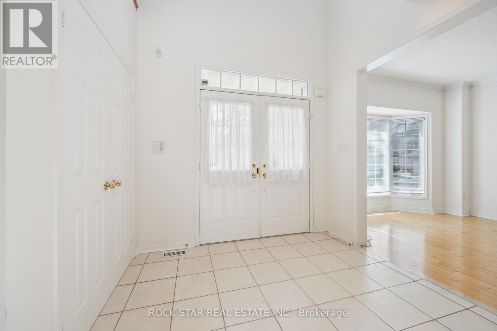 18 Burndenford Crescent, Markham, Ontario  L3P 7Z3 - Photo 9 - N12110302