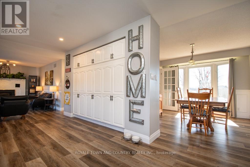 19 Tracey's Hill Road, Kawartha Lakes, Ontario  K9V 4R5 - Photo 13 - X12056488