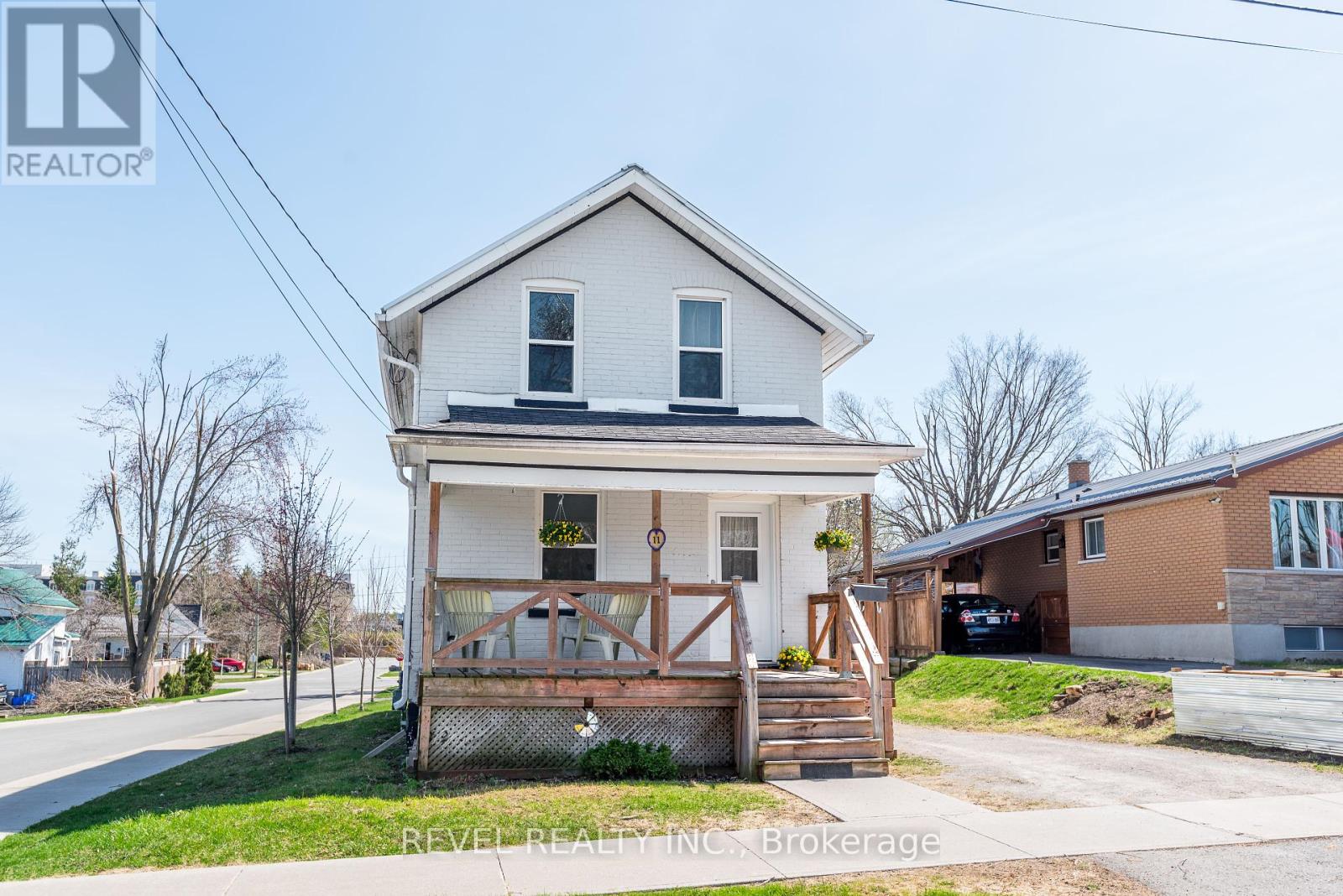 Property at 11 VIMY ROAD image 2