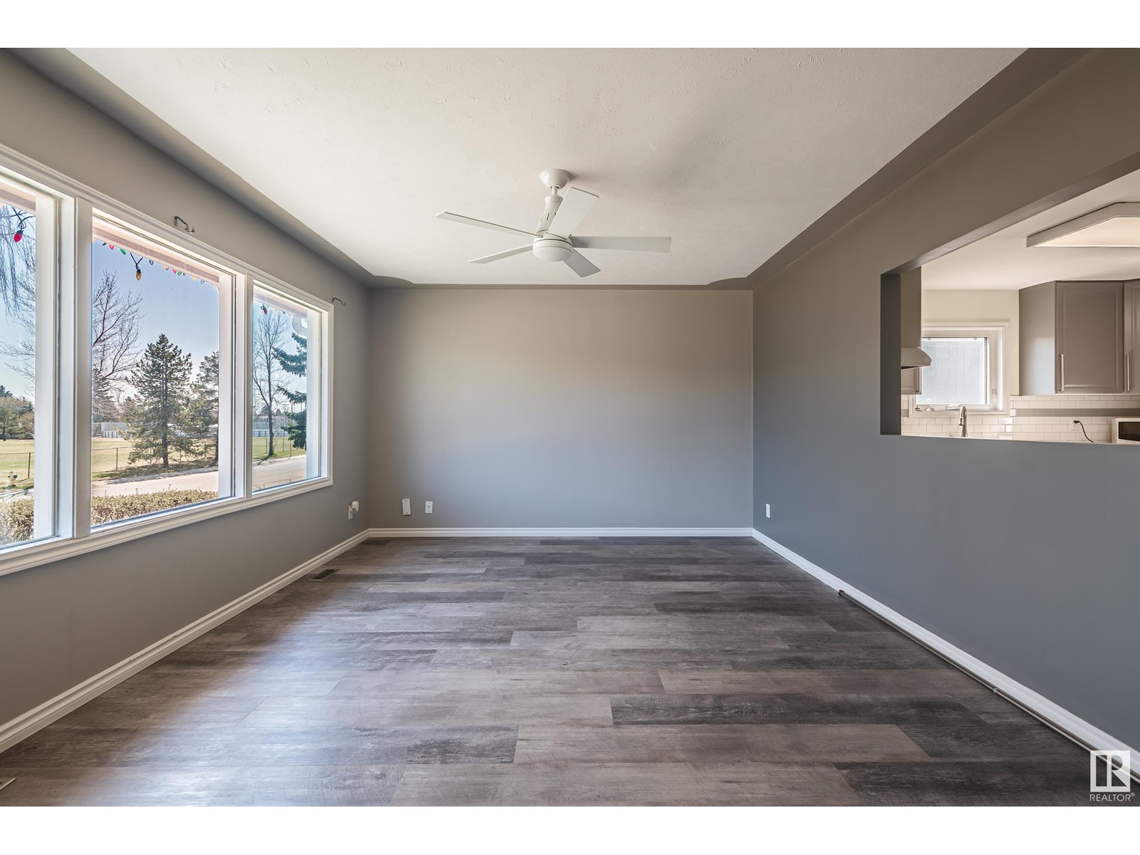 Property at 8936 153 ST NW image 5