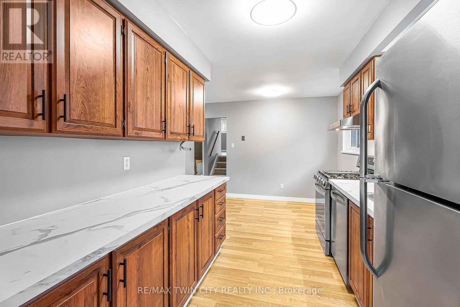 Property at 82 HAHN AVENUE image 2