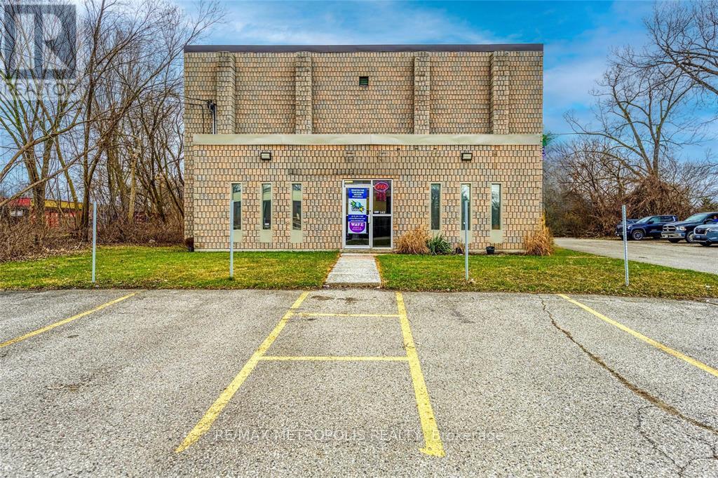 Property at 142 KENDALL STREET image 1