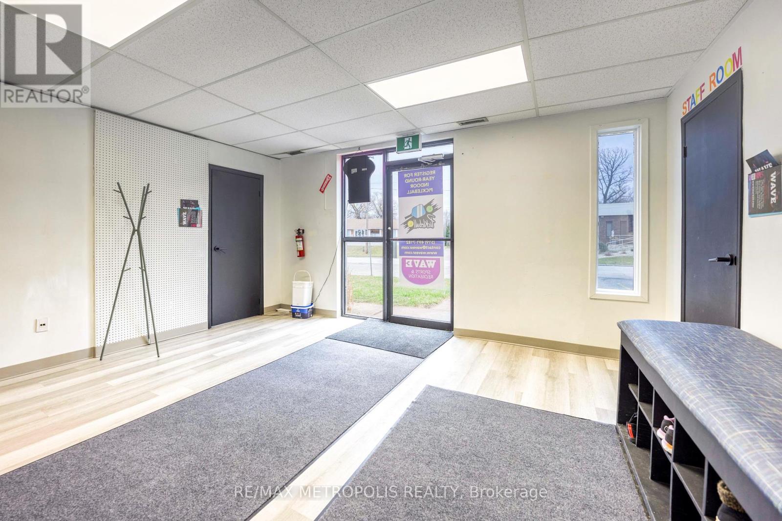 Property at 142 KENDALL STREET image 2