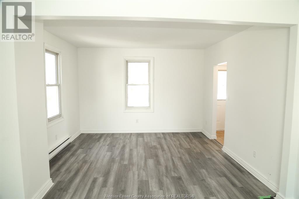 Property at 199 CURRY image 4