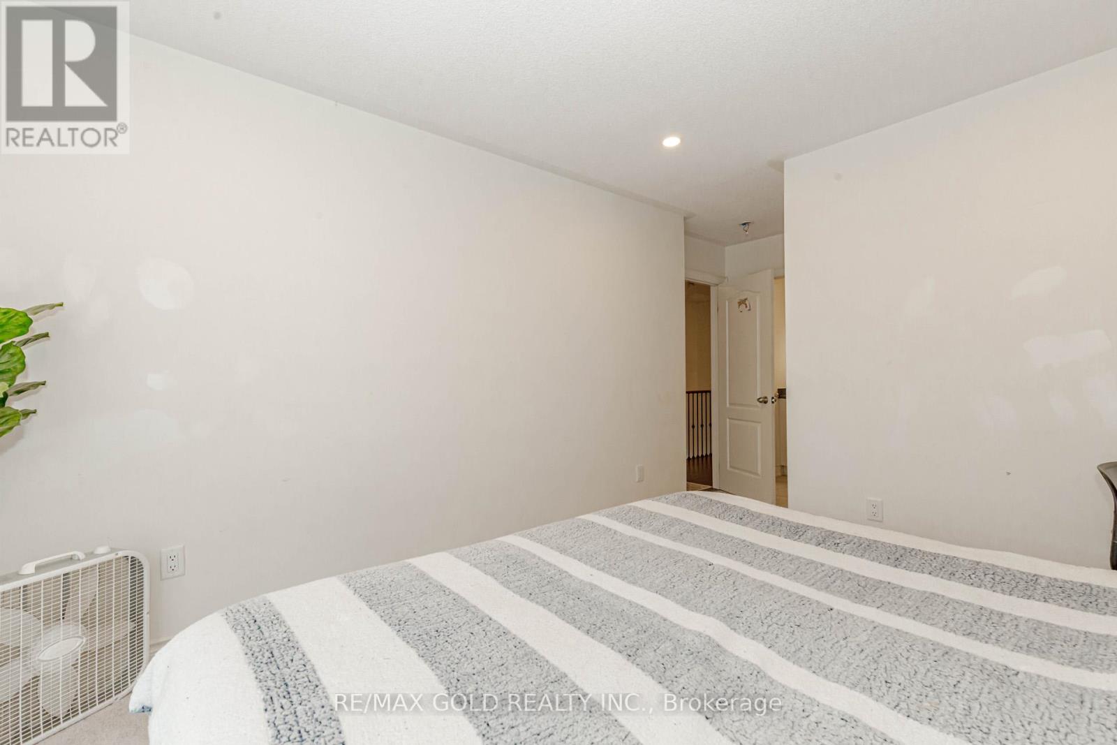 8644 Financial Drive, Brampton, Ontario  L6Y 6G5 - Photo 33 - W12041216