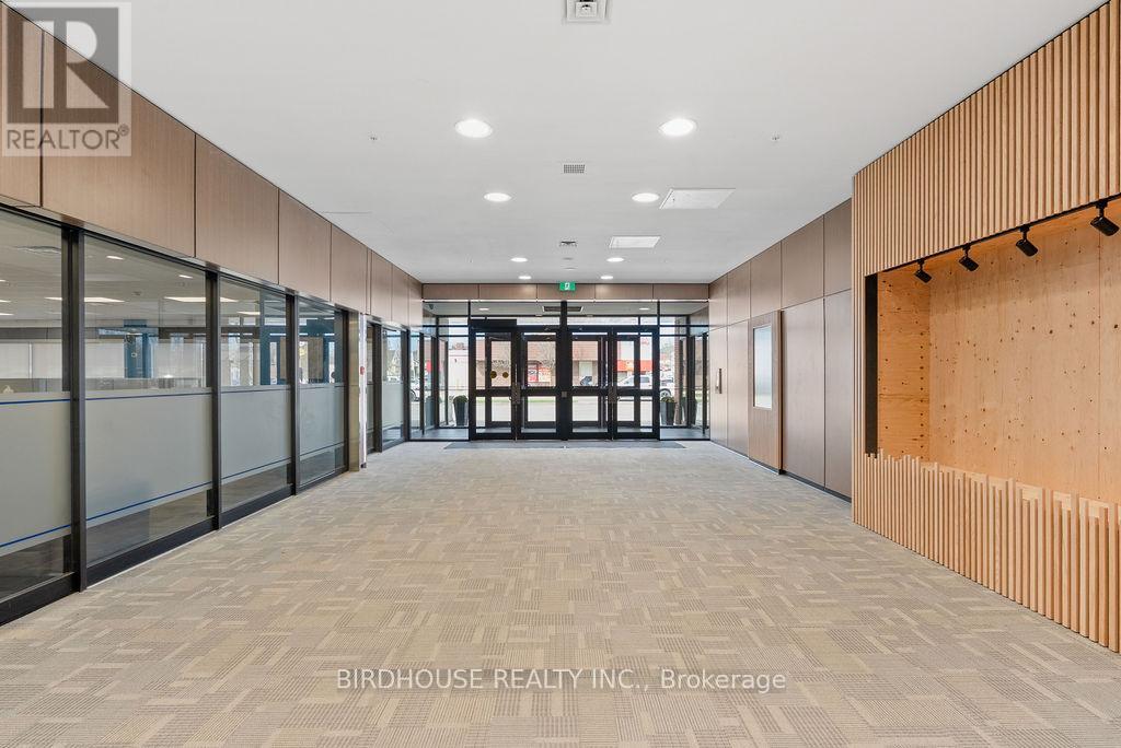 105 - 189 Kent Street W, Kawartha Lakes, Ontario  K9V 5G6 - Photo 16 - X12110394