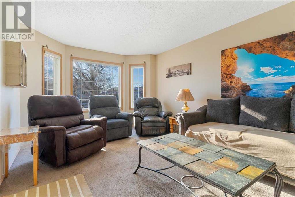 Property at 9364 Lakeland Drive image 4