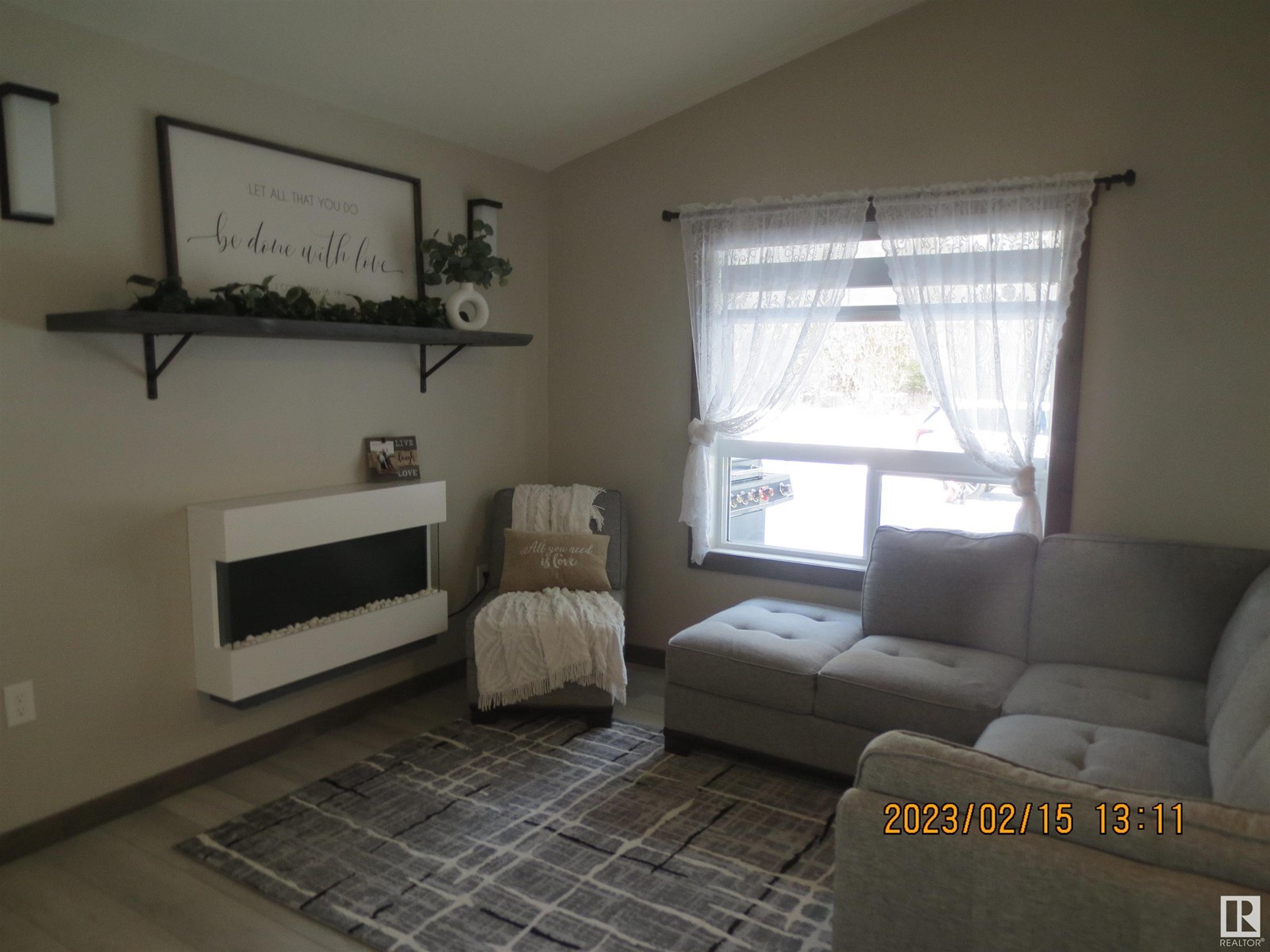 Property at 4910 50 ST image 4
