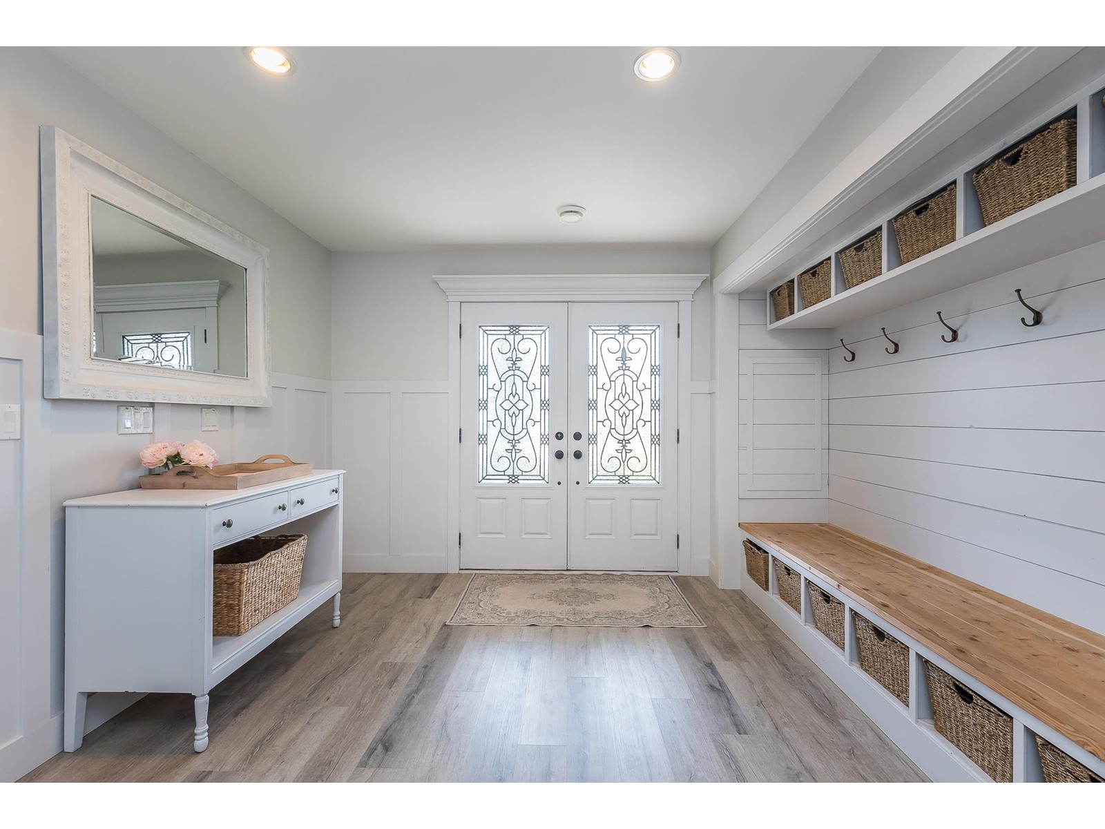 Property at 2711 CARRIAGE COURT image 3