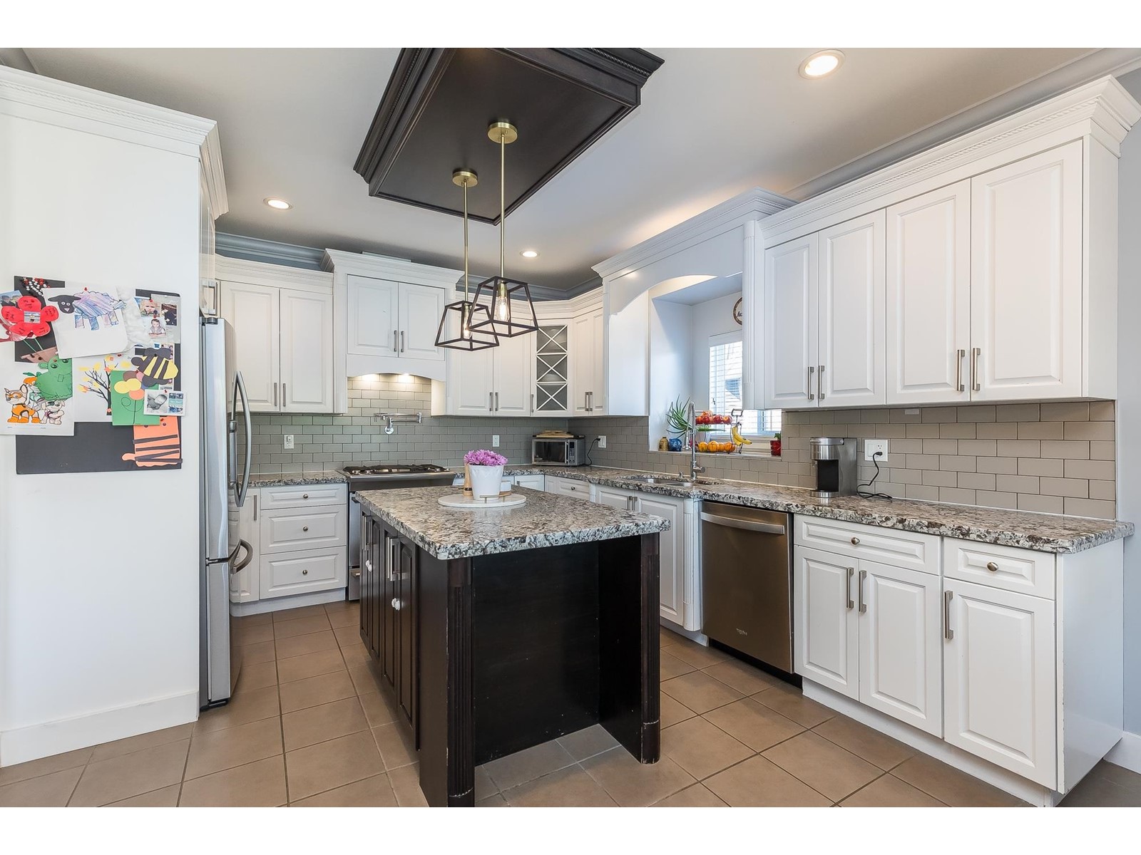 Property at 2711 CARRIAGE COURT image 5