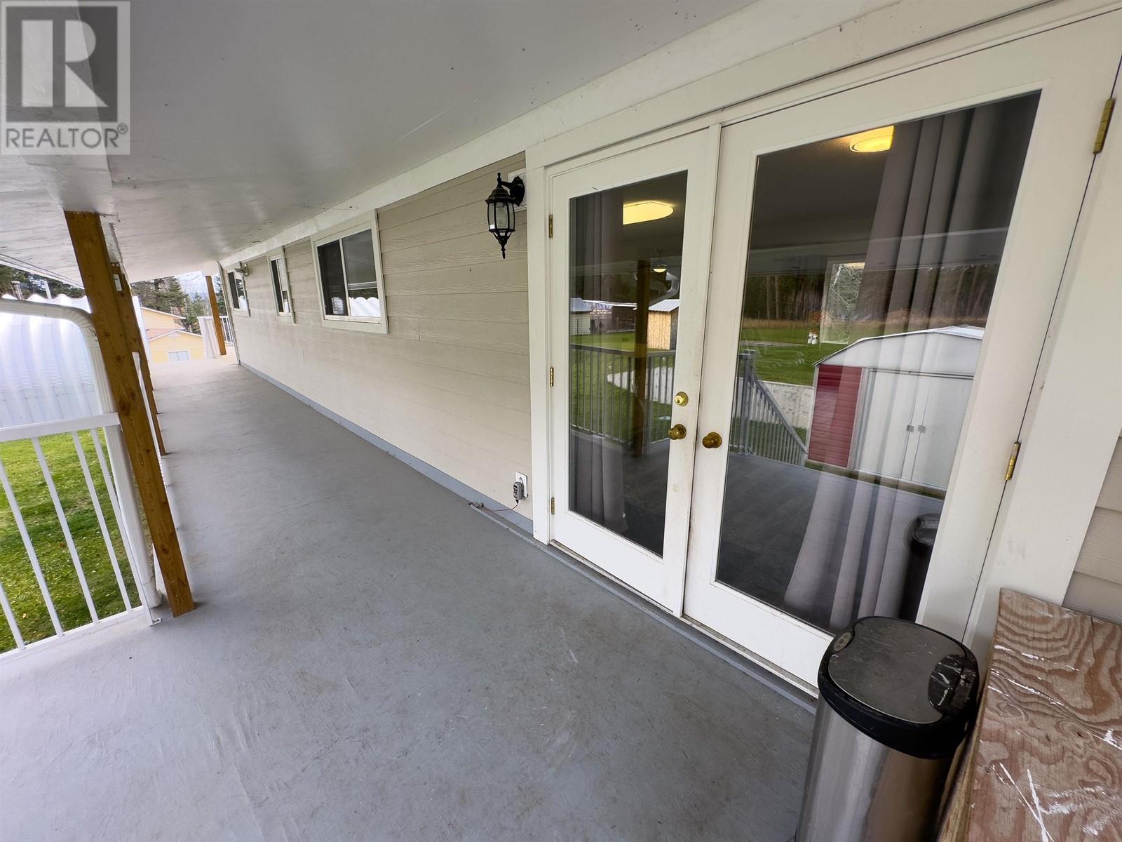 5003 Smith Road, 108 Mile Ranch, British Columbia  V0K 2Z0 - Photo 28 - R2940331