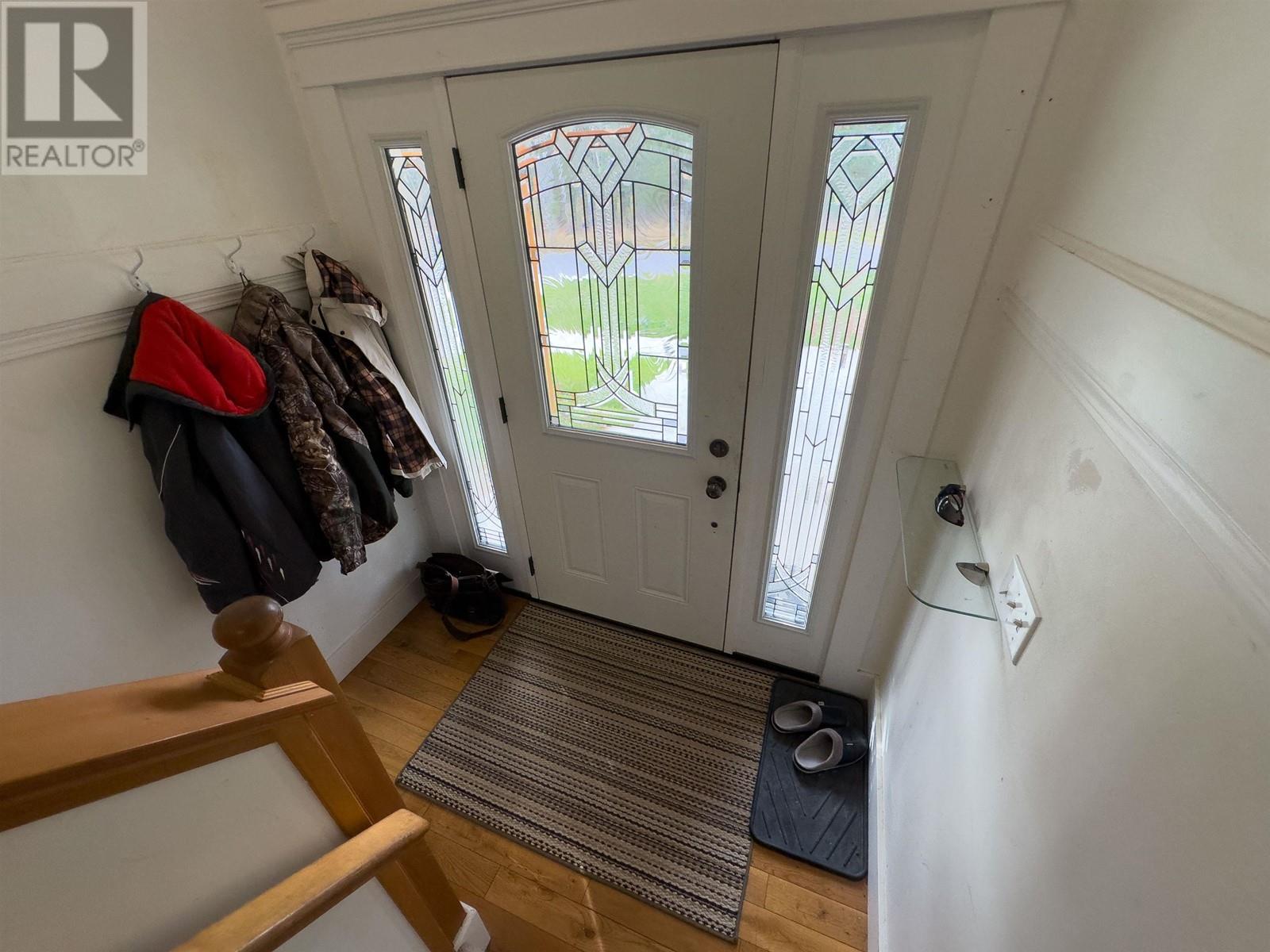 5003 Smith Road, 108 Mile Ranch, British Columbia  V0K 2Z0 - Photo 18 - R2940331