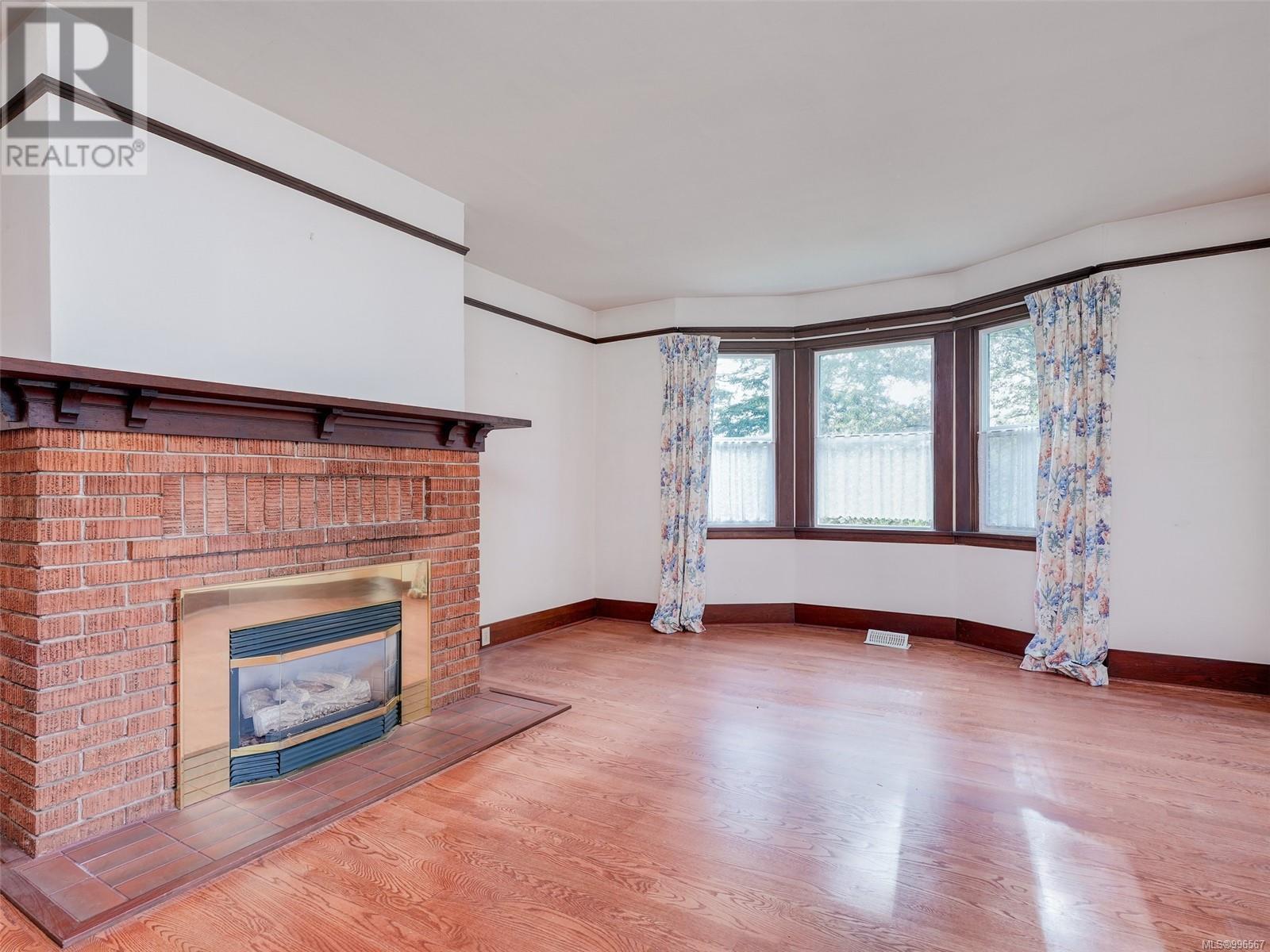 Property at 1846 Ferndale Rd image 4
