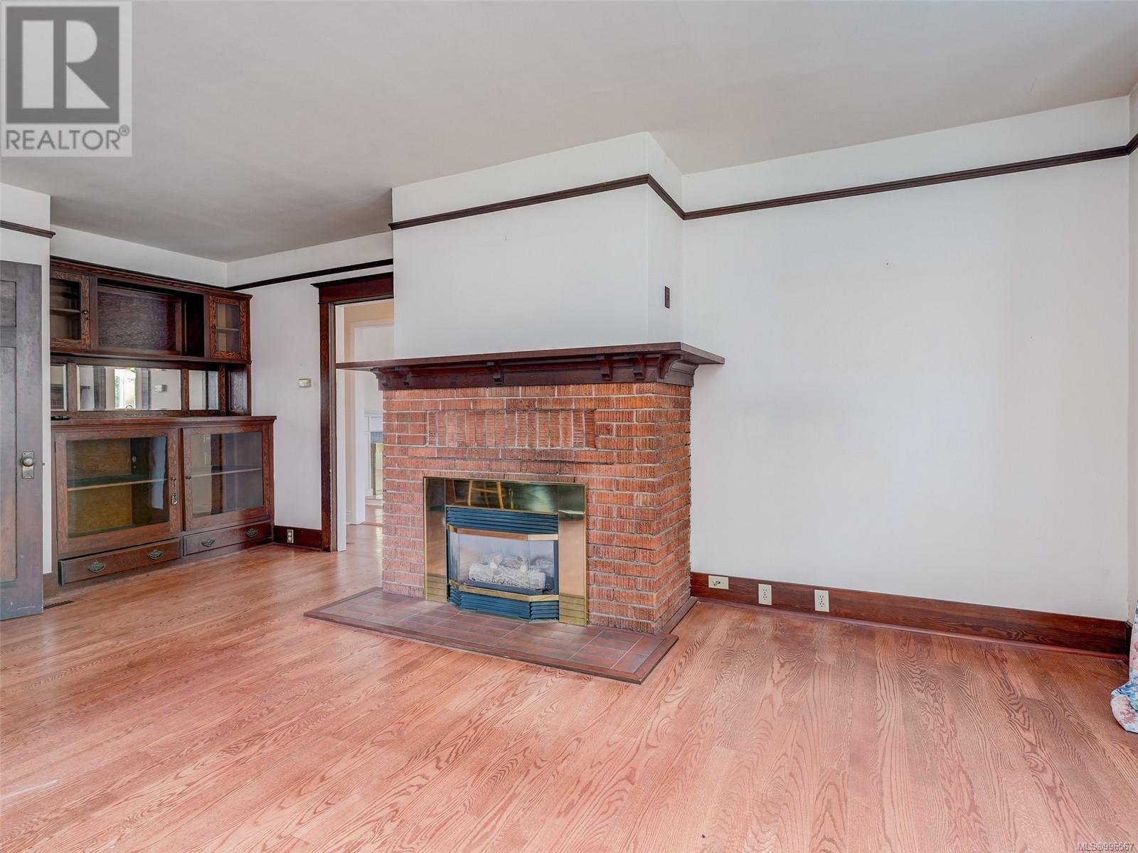 Property at 1846 Ferndale Rd image 5