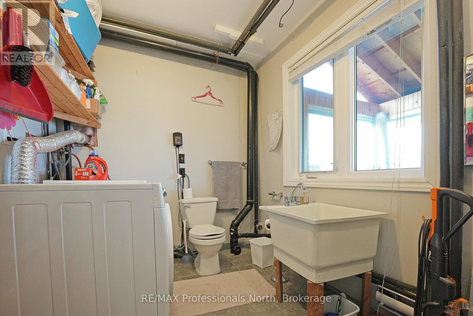 1008 Cherokee Trail, Algonquin Highlands, Ontario  P1H 0K1 - Photo 14 - X12110410