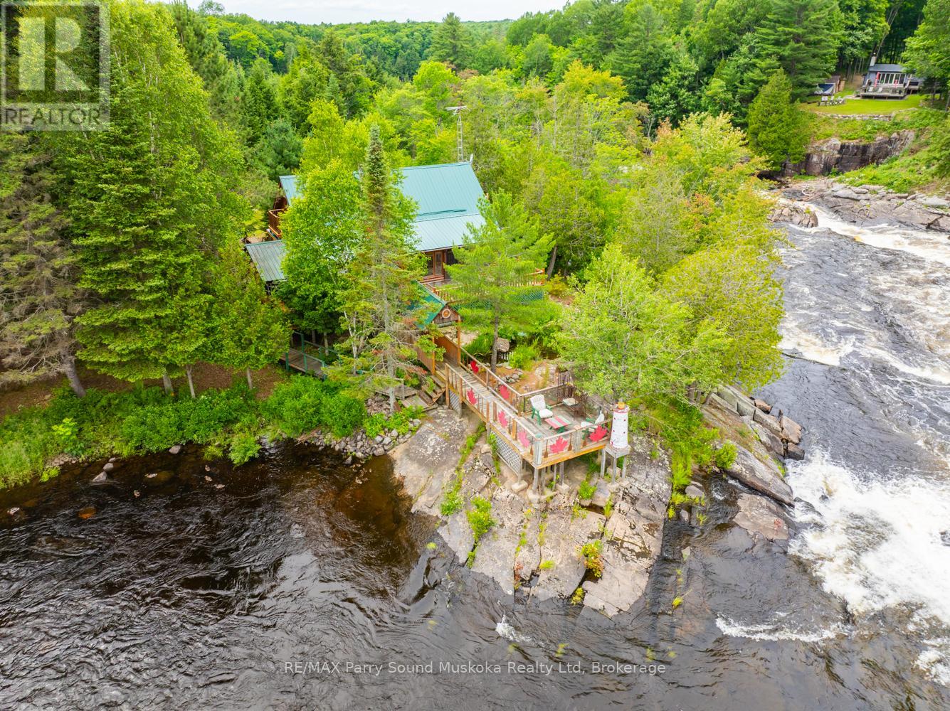 16 B Magnet Road, Magnetawan, Ontario  P0A 1P0 - Photo 10 - X12110496